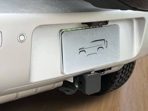 2025 Land Rover Defender 90 P300 S