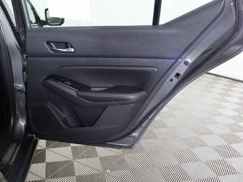 2024 Nissan Altima 2.5 SL