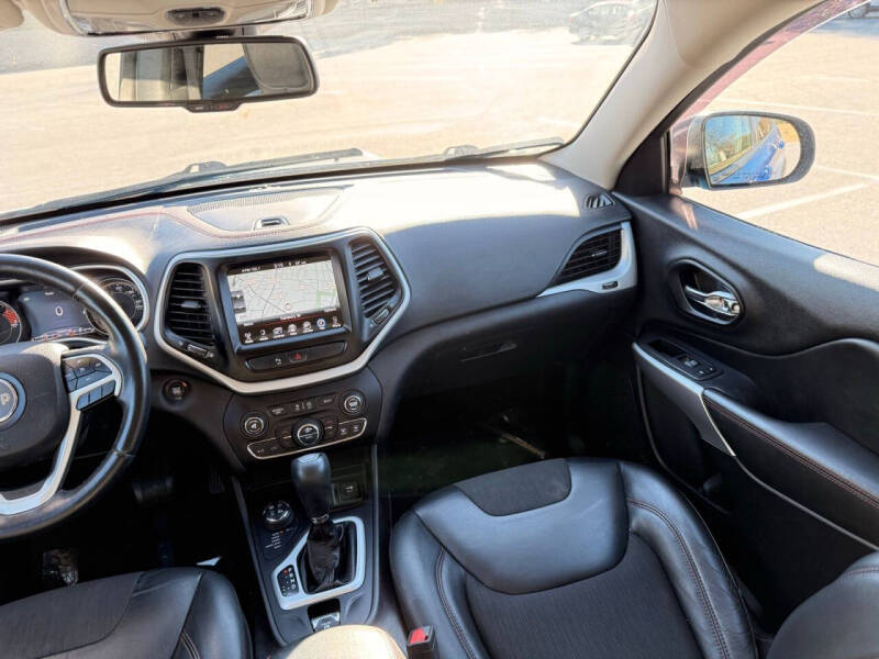 2018 Jeep Cherokee Trailhawk