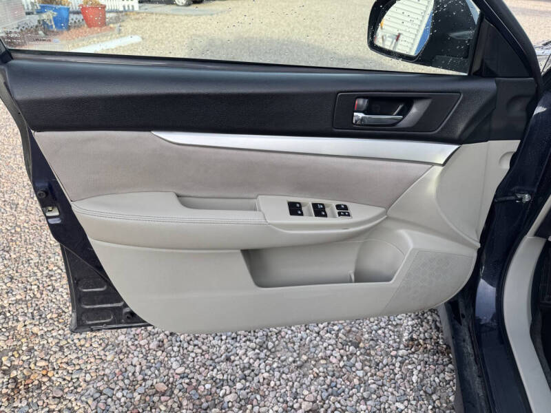 2013 Subaru Outback 2.5i Premium