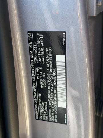 2026 Volvo XC40 B5 Core