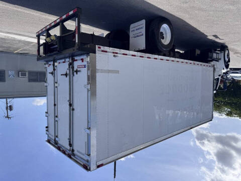 2018 Freightliner M2 106