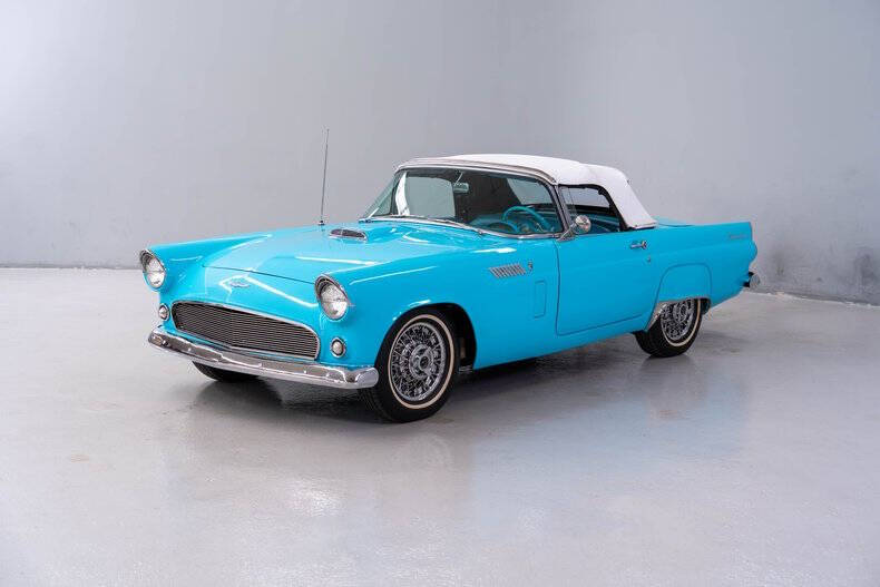 1956 Ford Thunderbird
