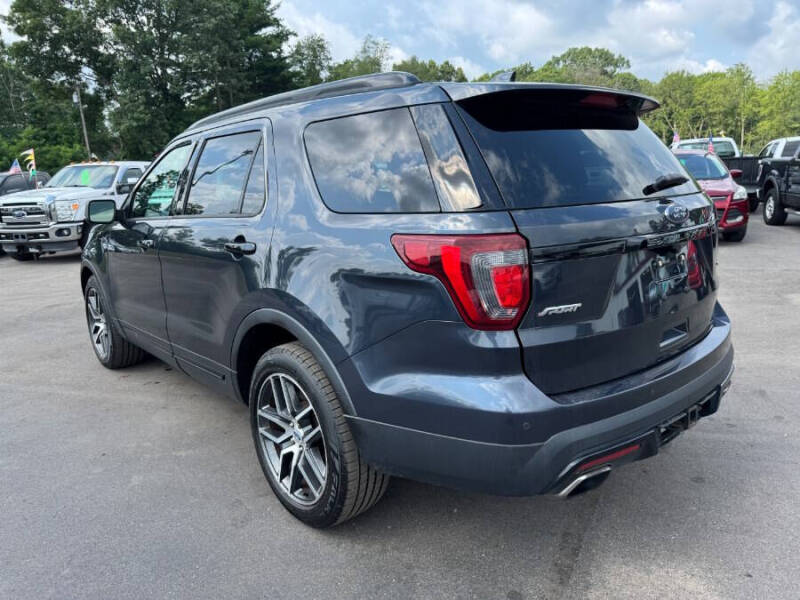2017 Ford Explorer Sport