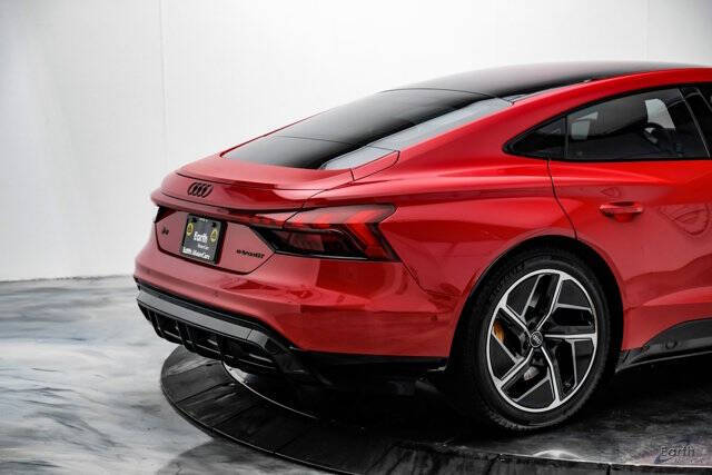 2023 Audi RS e-tron GT quattro