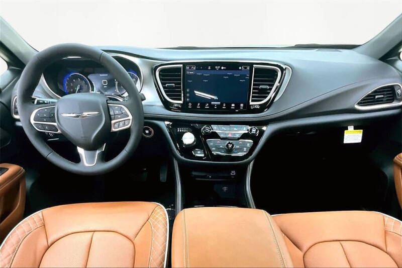 2026 Chrysler Pacifica Pinnacle