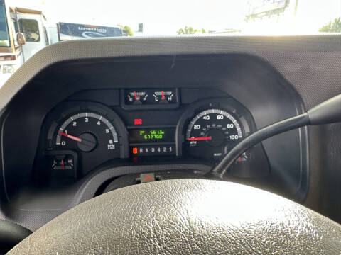 2019 Winnebago Outlook