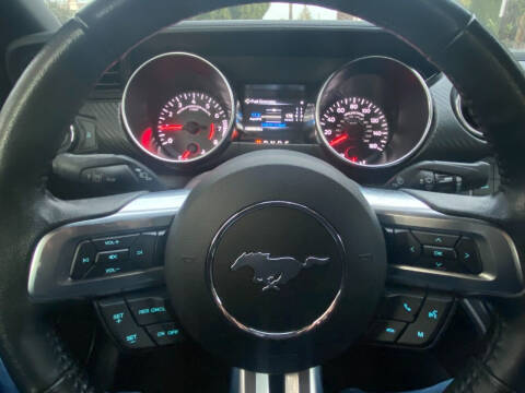 2021 Ford Mustang EcoBoost