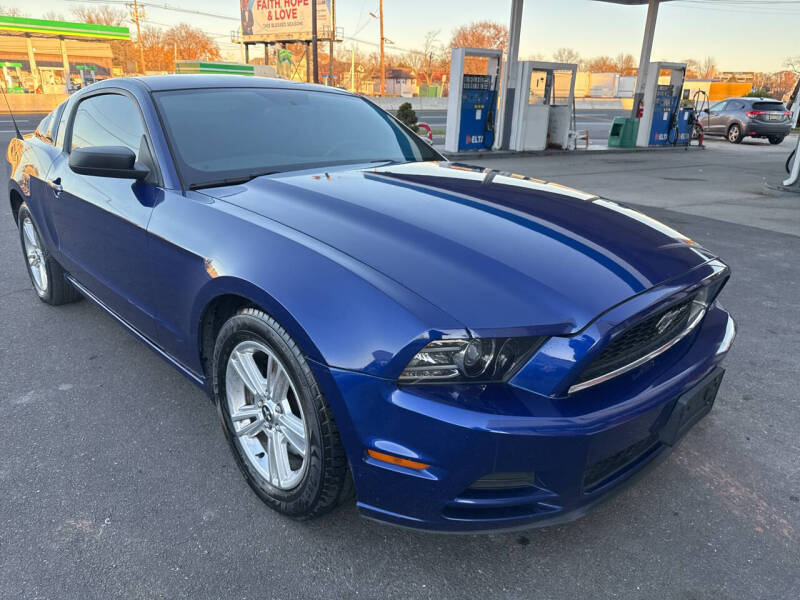 2014 Ford Mustang V6