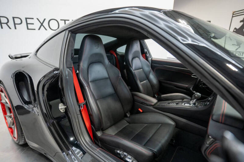 2017 Porsche 911 Turbo S