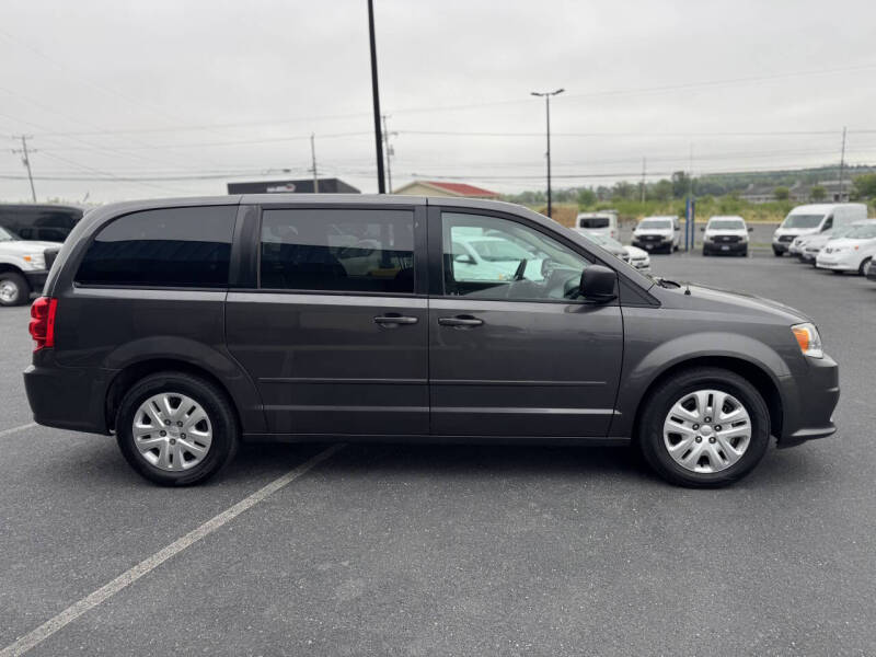 2017 Dodge Grand Caravan SE