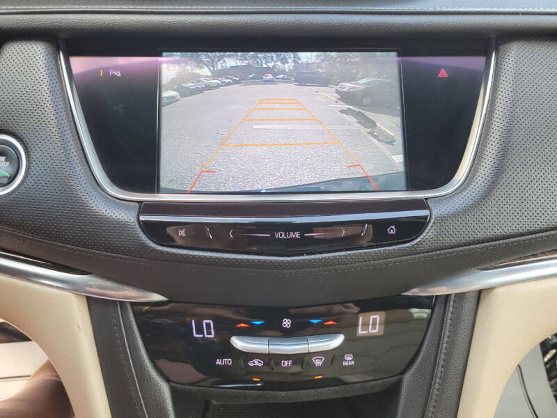 2017 Cadillac XT5