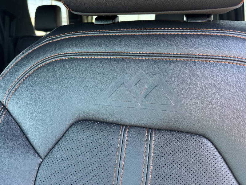 2024 Ford Expedition Timberline