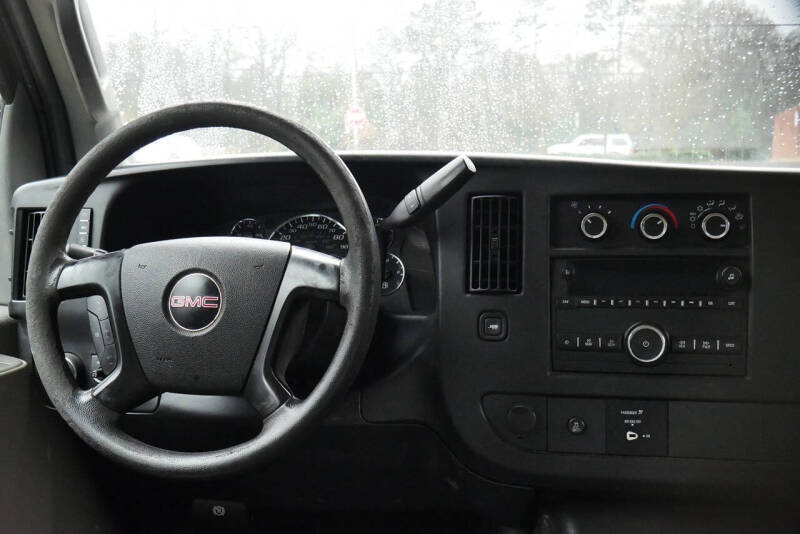 2016 GMC Savana 2500