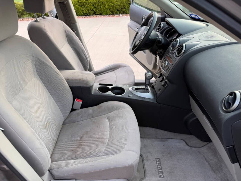 2012 Nissan Rogue S