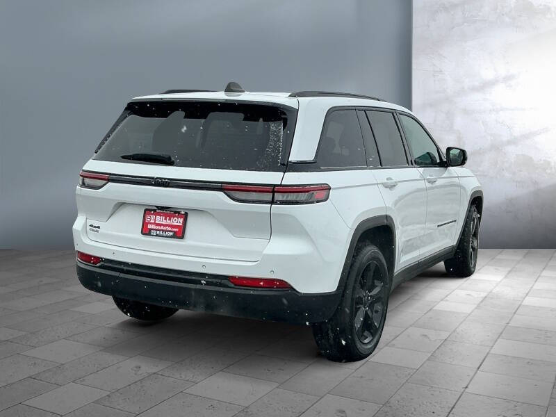 2023 Jeep Grand Cherokee Altitude