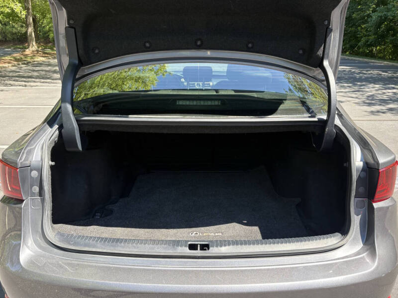 2014 Lexus IS 350 - Photo 30