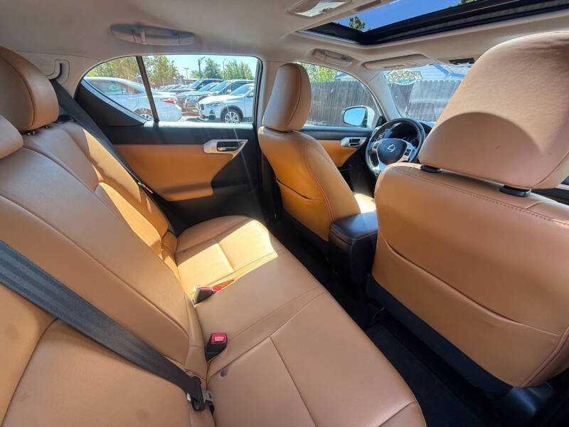2013 Lexus CT 200h