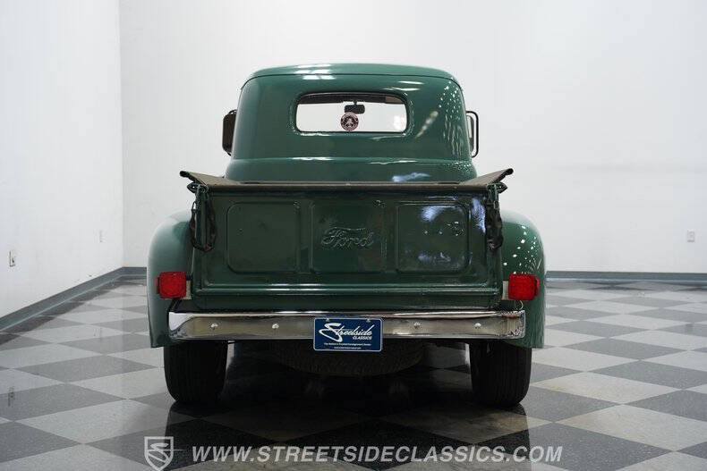 1949 Ford F-100
