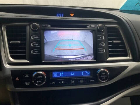 2018 Toyota Highlander LE