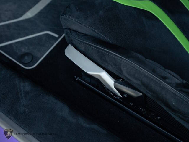 2024 Lamborghini Huracan STO