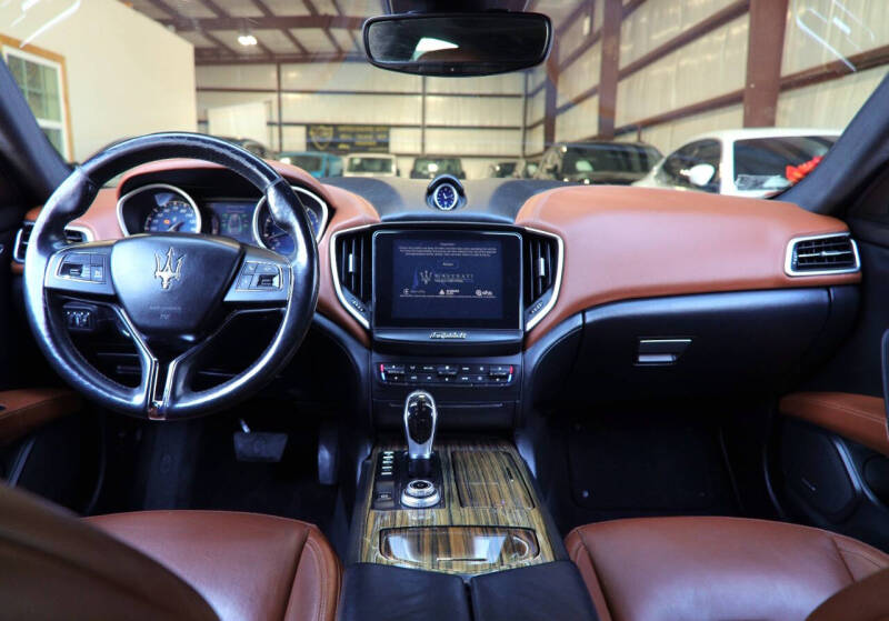 2017 Maserati Ghibli