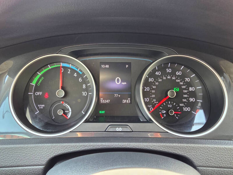 2019 Volkswagen e-Golf SE
