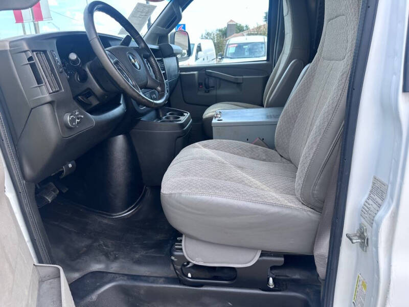 2020 Chevrolet Express 2500