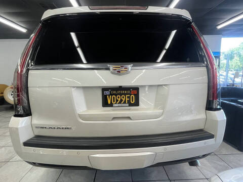 2015 Cadillac Escalade Premium