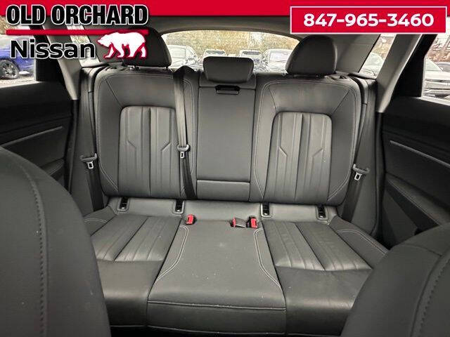 2022 Audi e-tron quattro Premium