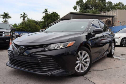 2018 Toyota Camry for sale at OCEAN AUTO SALES in Miami FL