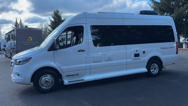 2025 Mercedes-Benz Sprinter