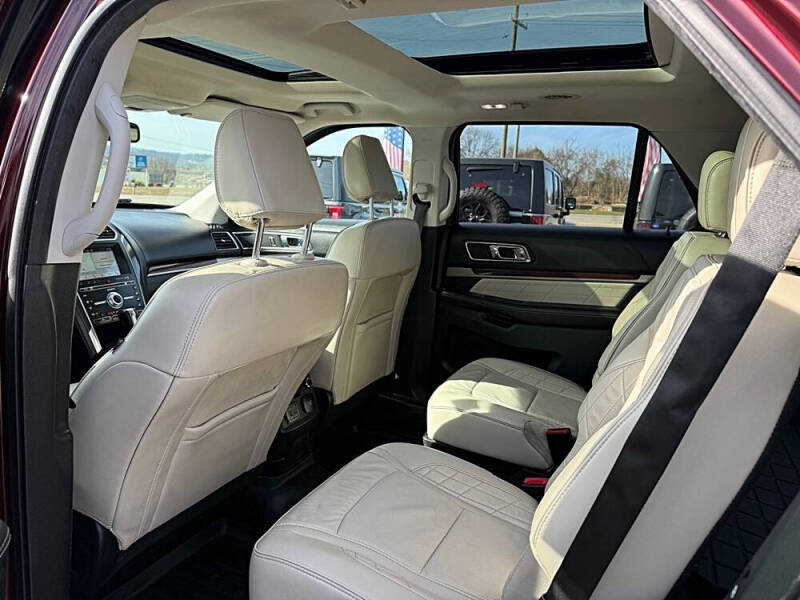 2018 Ford Explorer Platinum