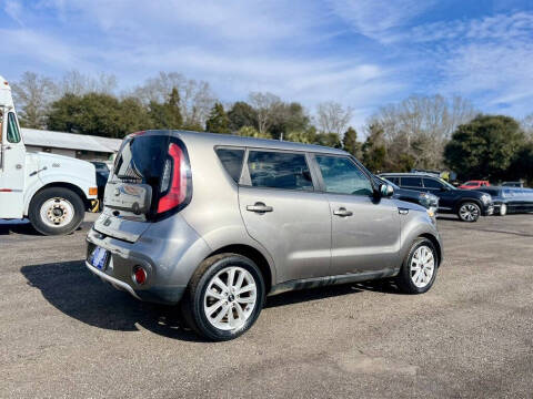 2017 Kia Soul +