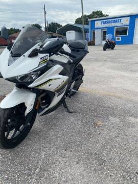 2017 Yamaha YZF-R3 ABS for sale at FlashCoast Powersports Inc in Ruskin FL
