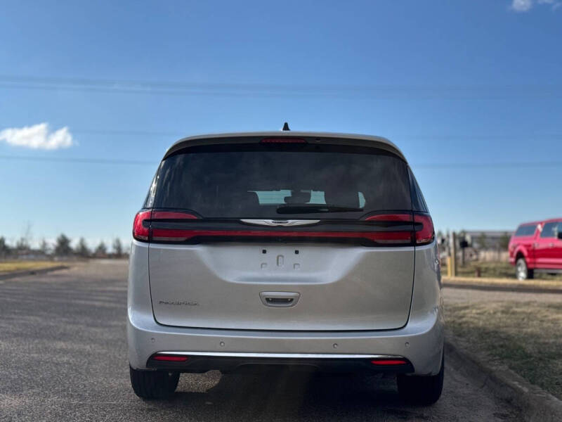 2023 Chrysler Pacifica Touring L
