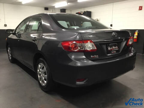 2011 Toyota Corolla LE