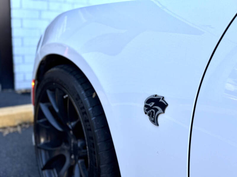 2016 Dodge Charger SRT Hellcat