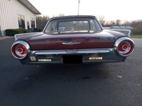 1962 Ford Thunderbird