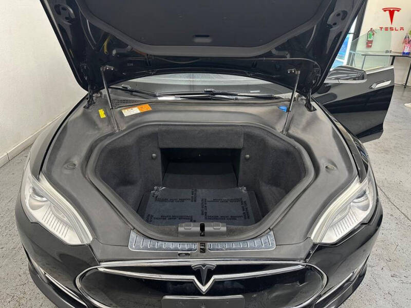 2013 Tesla Model S
