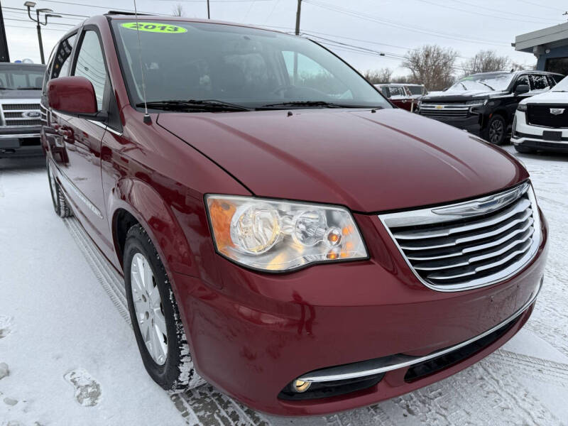 2013 Chrysler Town and Country Touring