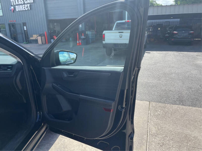 2025 Ford Escape Active