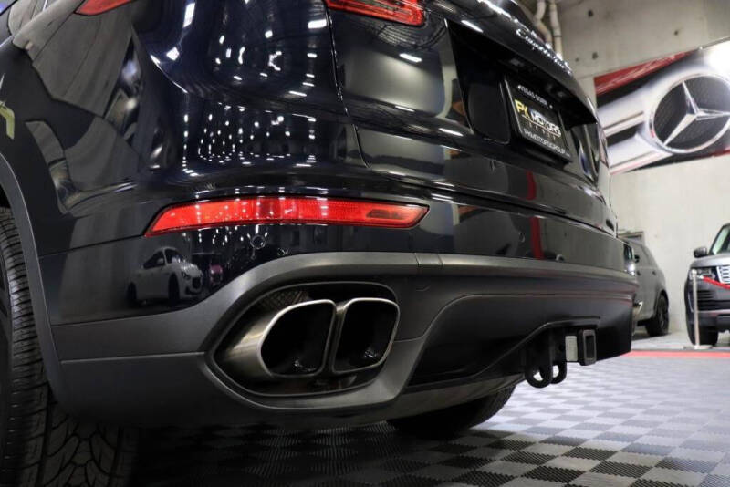 2015 Porsche Cayenne Turbo