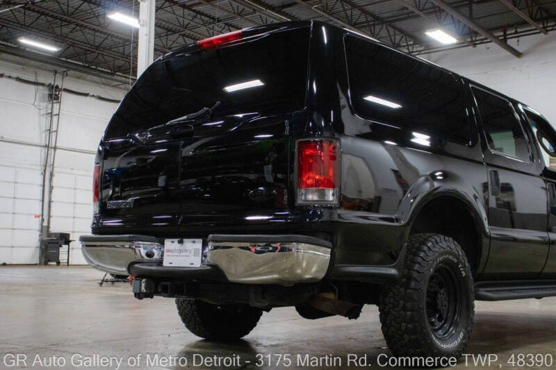 2005 Ford Excursion XLT