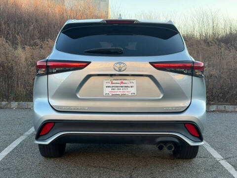 2021 Toyota Highlander XSE