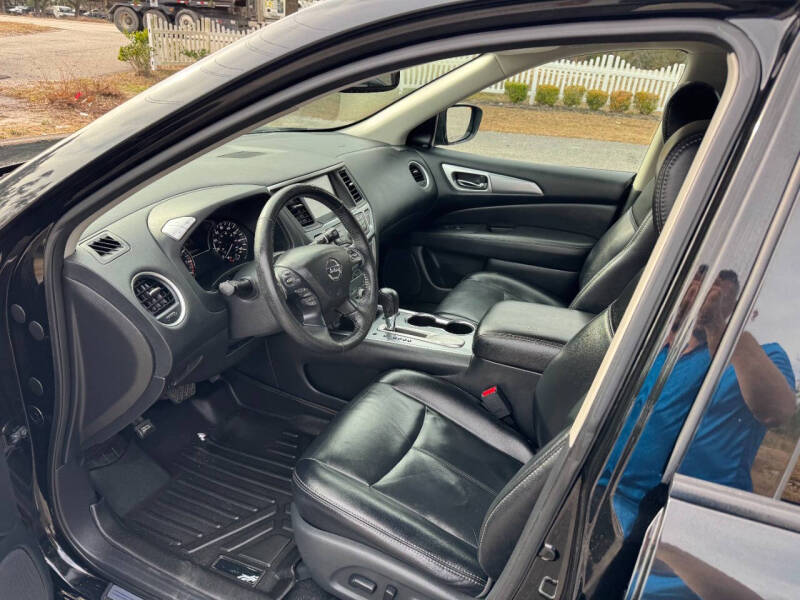 2018 Nissan Pathfinder SL