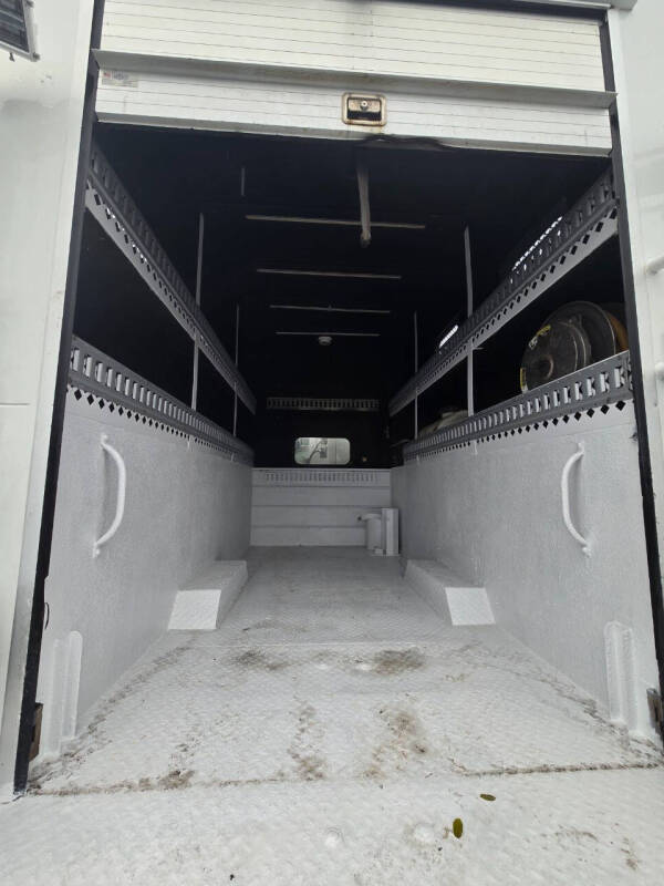 2014 Freightliner M2 106