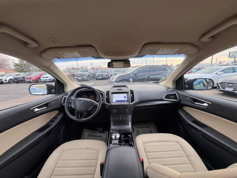 2020 Ford Edge SE