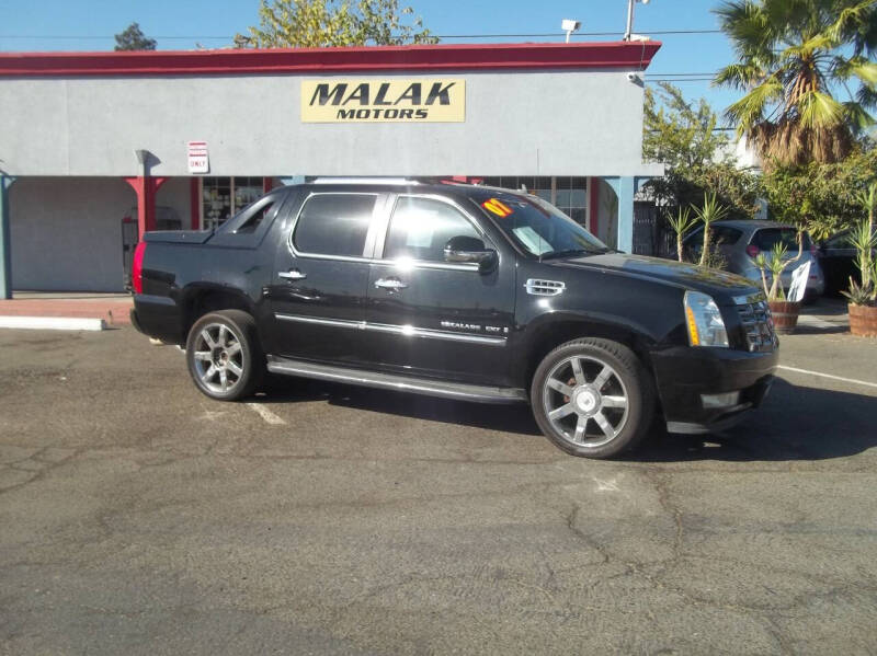 2007 Cadillac Escalade EXT Base photo 16