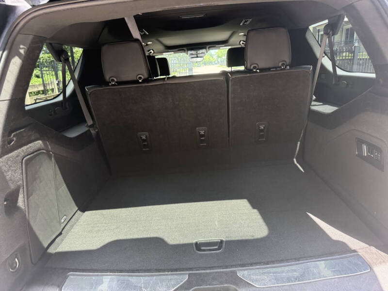 2022 Cadillac Escalade ESV Premium Luxury